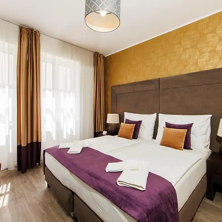 Aplend City Perugia 3*