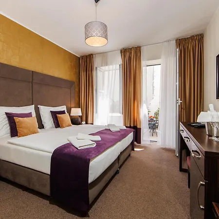 Aplend Perugia Hotel Bratysława